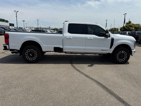 Used 2025 Ford F350 Platinum AWD/4WD image 11