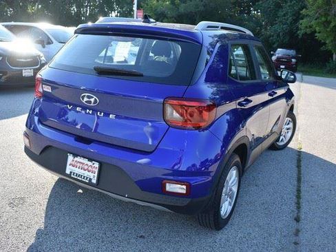 Used 2020 Hyundai Venue SEL FWD image 16