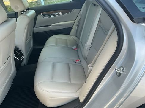 Used 2018 Cadillac XTS Luxury AWD/4WD image 16