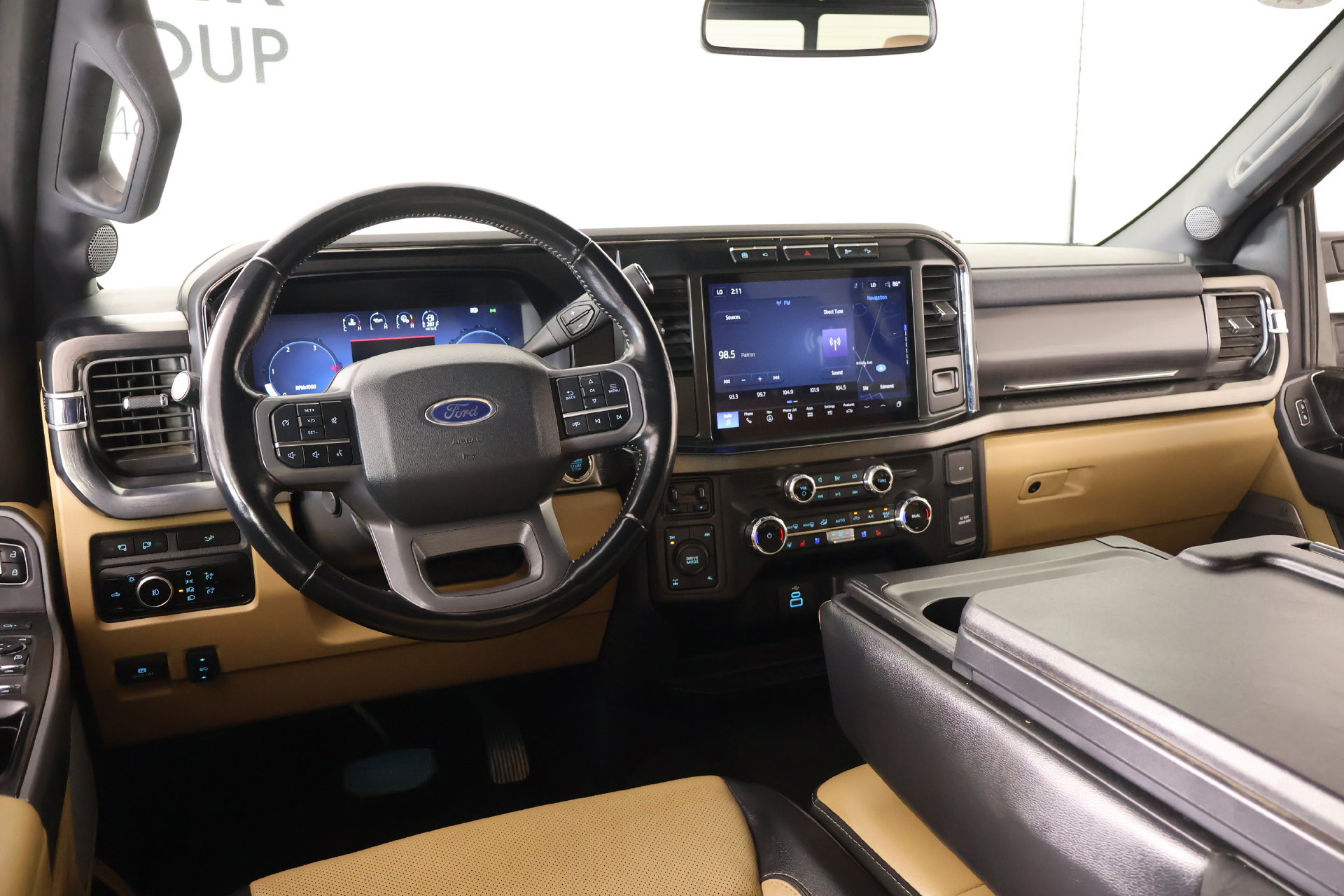 Used 2023 Ford F250 Lariat w/ Chrome Package AWD/4WD image 2