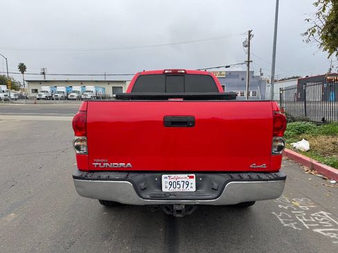Used 2007 Toyota Tundra Limited w/ Preferred Accessory Pkg image 6