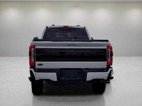 Used 2026 Ford F350 Platinum image 9