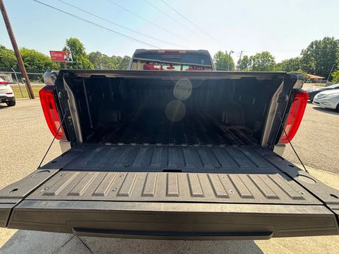 Used 2020 GMC Sierra 1500 SLT AWD/4WD image 10