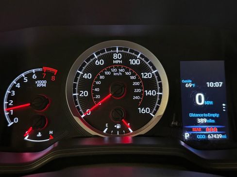 Used 2020 Toyota Corolla SE FWD image 10