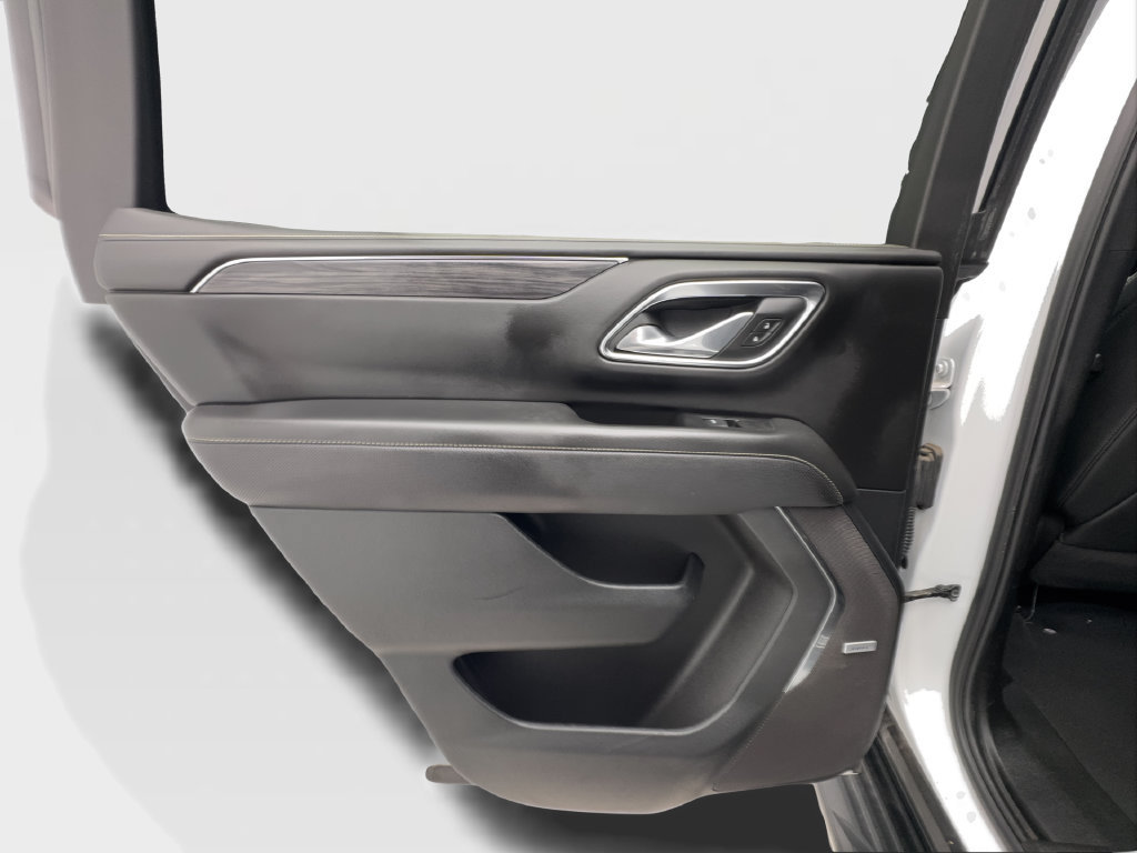Used 2024 GMC Yukon SLT RWD image 28