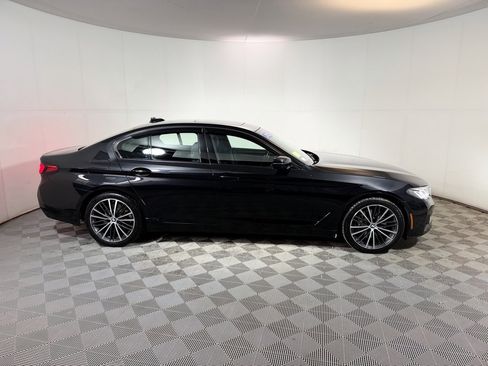 Used 2022 BMW 540i xDrive w/ Premium Package image 9