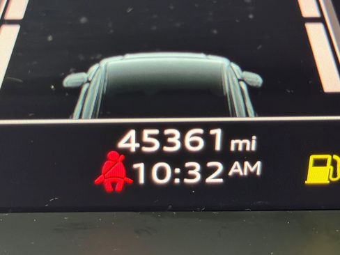 Used 2023 Audi Q8 Premium Plus w/ Premium Plus Package image 20