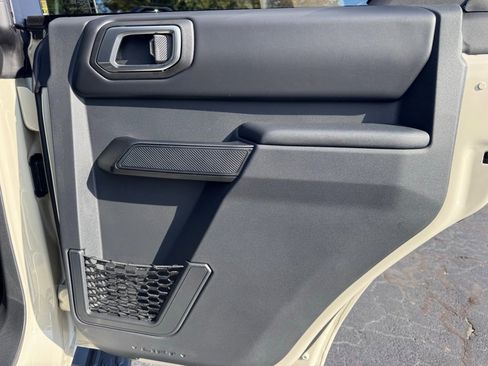 New 2025 Ford Bronco Outer Banks w/ Sasquatch Package image 28