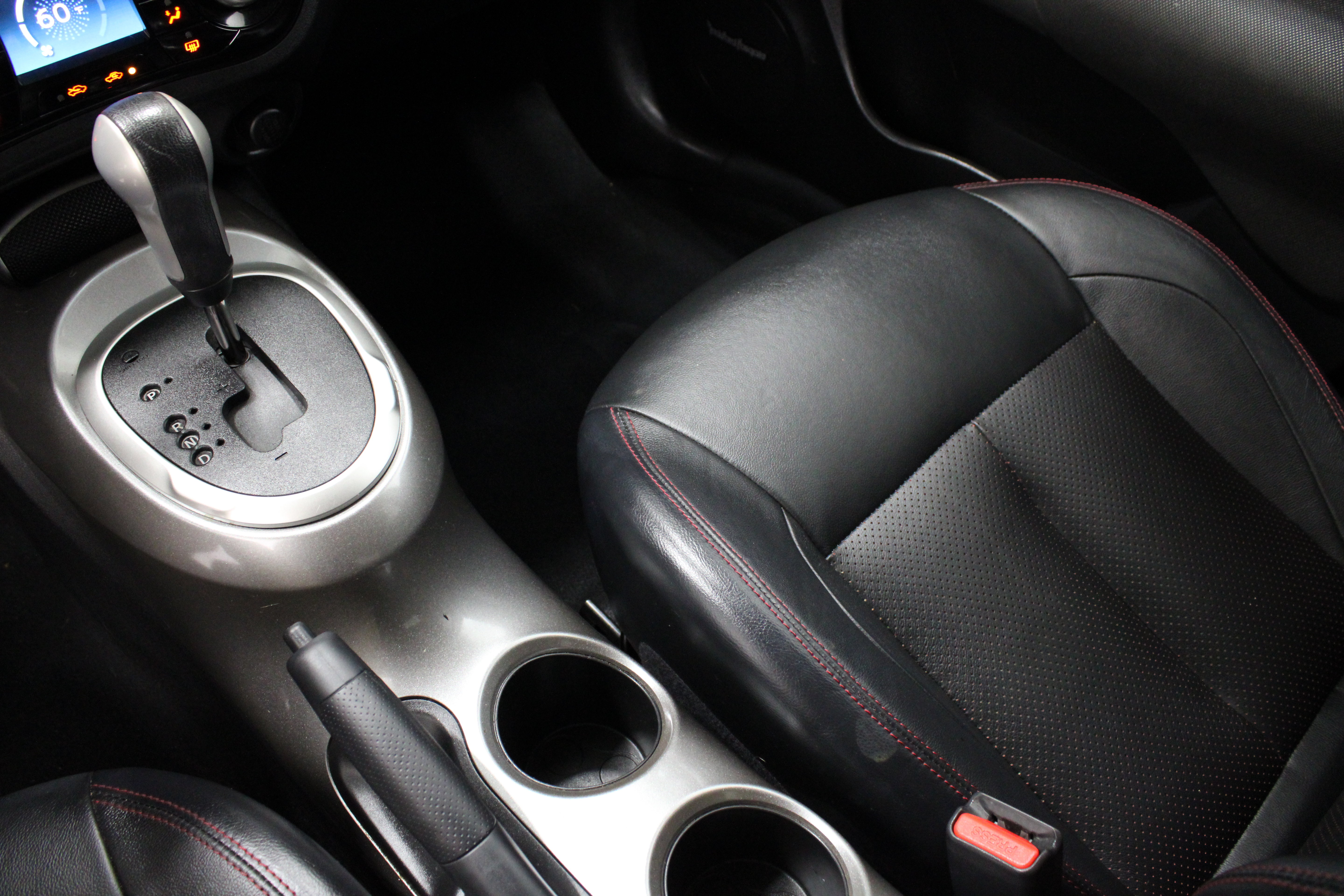 Used 2016 Nissan Juke SL FWD image 17