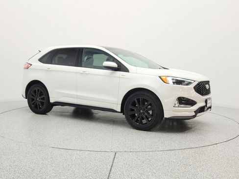 Used 2022 Ford Edge ST-Line AWD/4WD image 3