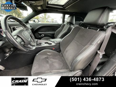 Used 2022 Dodge Challenger R/T w/ Plus Package image 20
