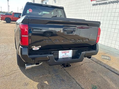 New 2026 Toyota Tacoma SR5 AWD/4WD image 30
