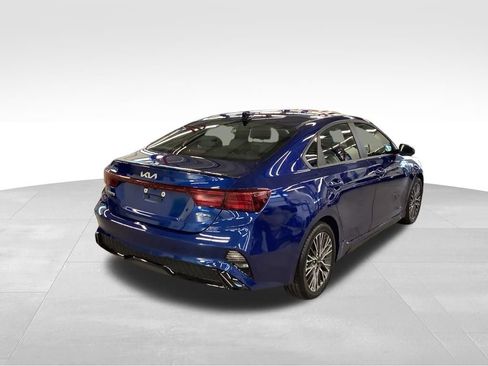 Certified 2024 Kia Forte GT-Line FWD image 6