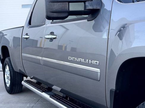 Used 2013 GMC Sierra 3500 Denali AWD/4WD image 3