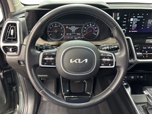 Certified 2023 Kia Sorento X-Line EX AWD/4WD image 23