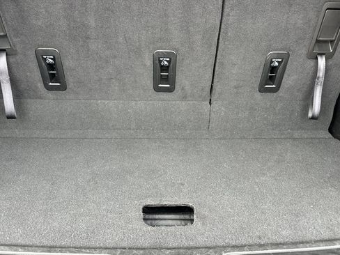 Used 2024 Chevrolet Tahoe LT image 16