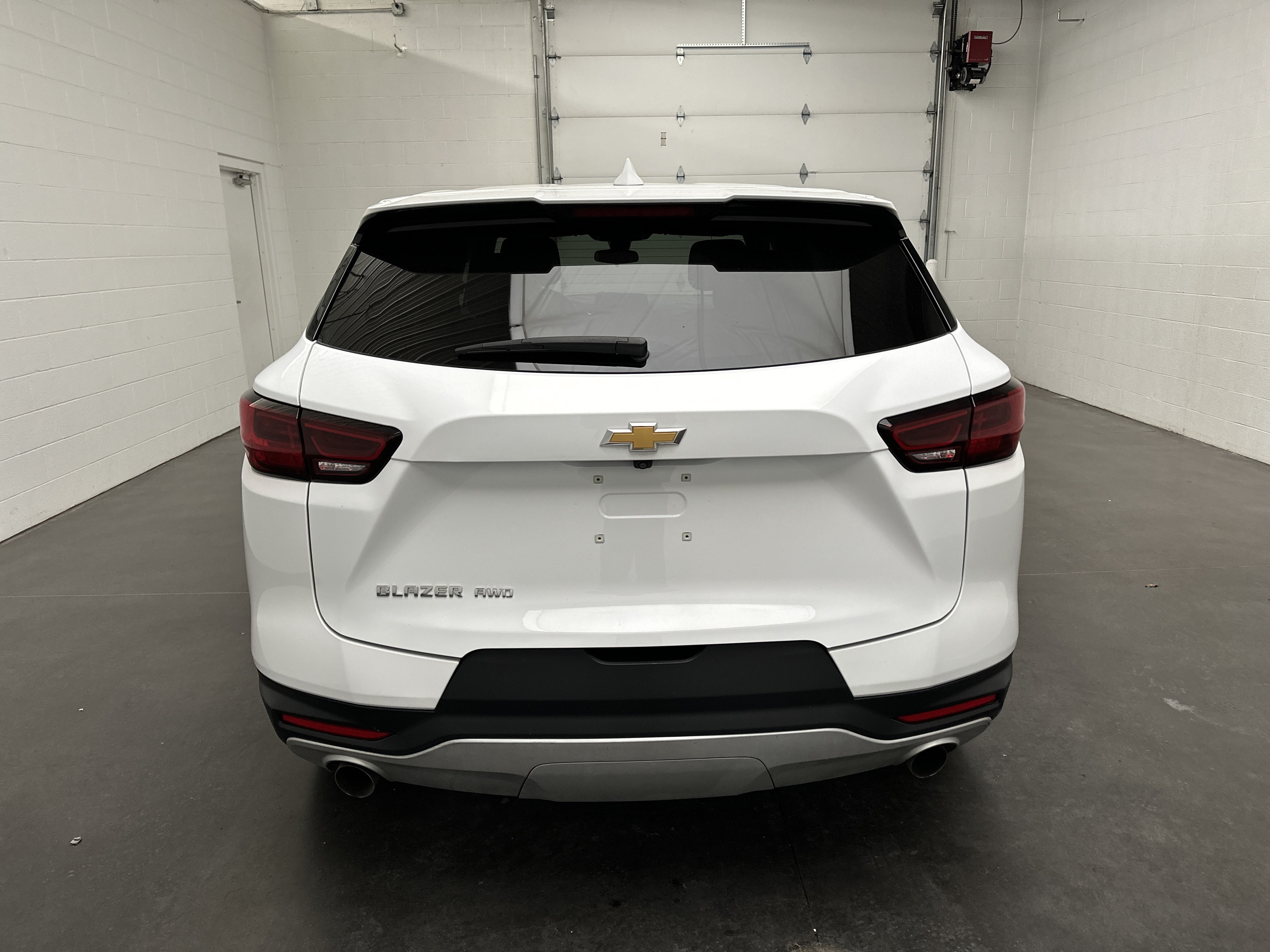 Used 2025 Chevrolet Blazer LT AWD/4WD image 7