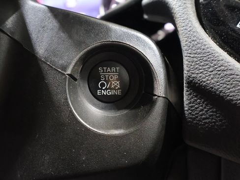 Used 2019 Jeep Compass Latitude AWD/4WD image 28