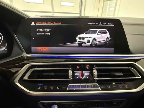Used 2020 BMW X7 M50i w/ Executive Package AWD/4WD image 70