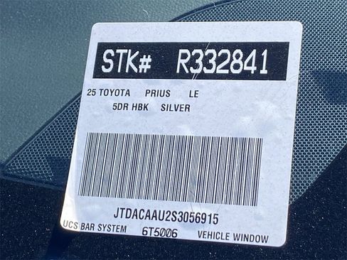 Certified 2025 Toyota Prius LE image 35