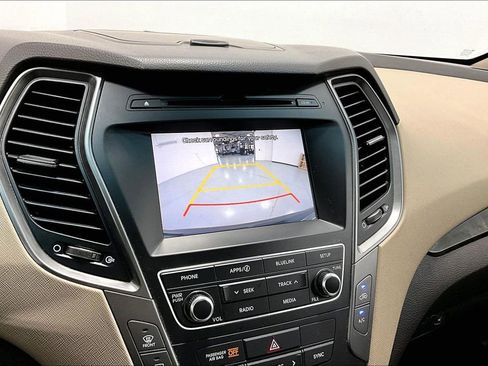 Used 2017 Hyundai Santa Fe Sport image 29