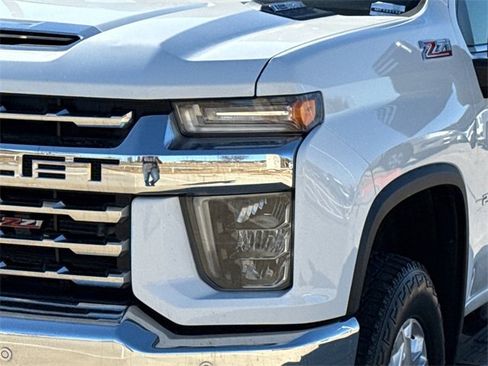Used 2021 Chevrolet Silverado 2500 LTZ w/ LTZ Convenience Package image 5