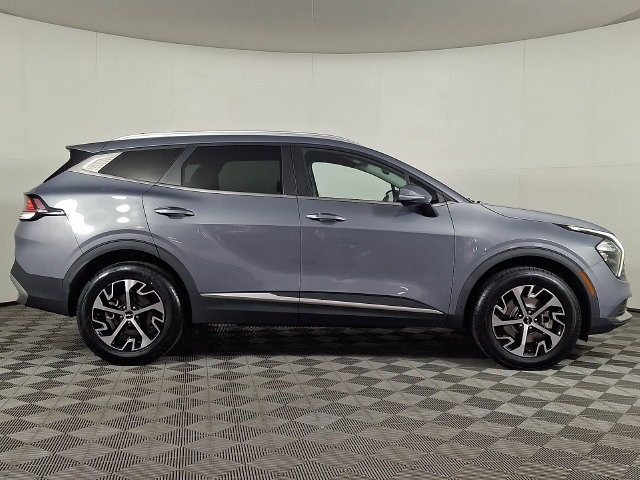 Used 2023 Kia Sportage EX AWD/4WD image 10