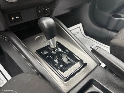 Used 2022 Mitsubishi Outlander Sport ES FWD image 34
