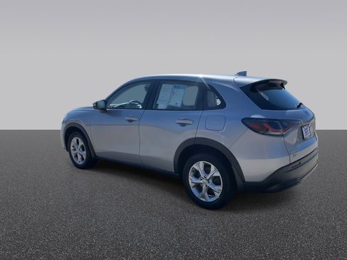 Used 2023 Honda HR-V LX image 7