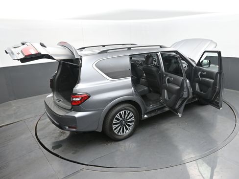 Used 2024 Nissan Armada SL w/ Midnight Edition Package image 42