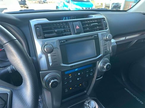 Used 2019 Toyota 4Runner 4WD image 30