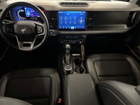 Used 2022 Ford Bronco Badlands w/ Sasquatch Package image 24