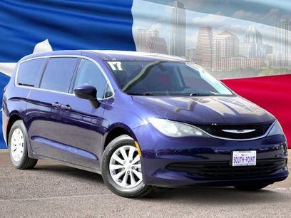 Used 2017 Chrysler Pacifica Touring w/ Tire & Wheel Group