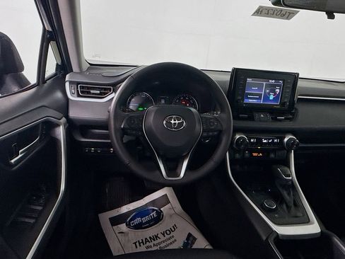 Certified 2022 Toyota RAV4 XLE Premium image 19