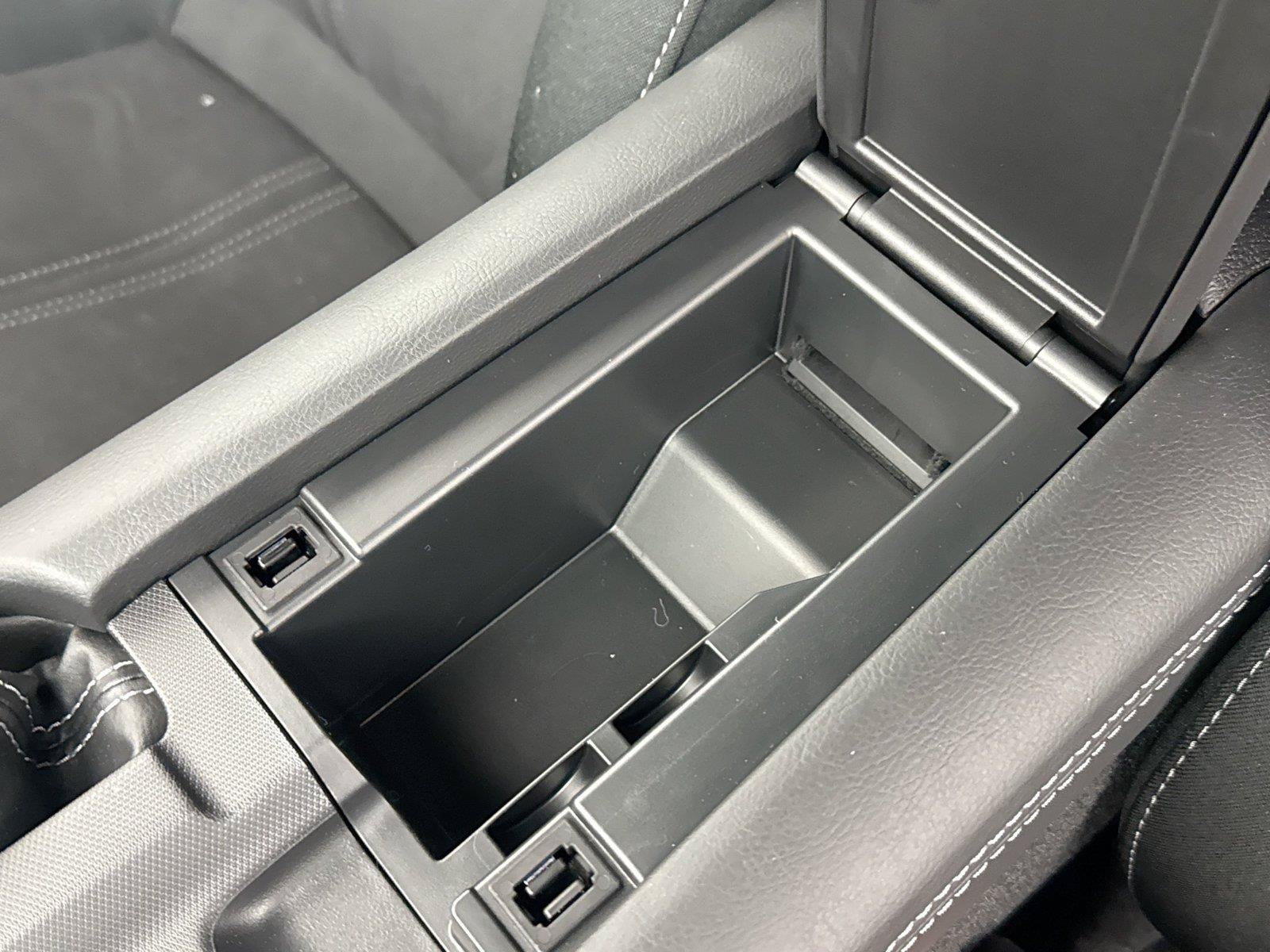 New 2026 MAZDA MX-5 Miata Club w/ Interior Package RWD image 33