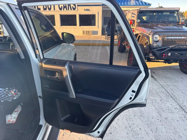 Used 2018 Toyota 4Runner Limited RWD image 32