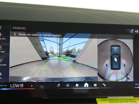 Used 2025 BMW X3 xDrive30i w/ Premium Package image 37