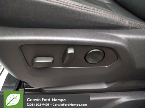 Used 2023 GMC Sierra 1500 AT4 image 12