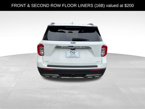 Used 2023 Ford Explorer XLT w/ Equipment Group 202A AWD/4WD image 7