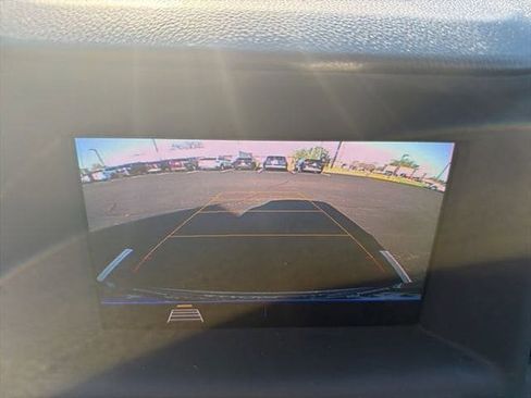 Used 2020 GMC Terrain SLE image 15