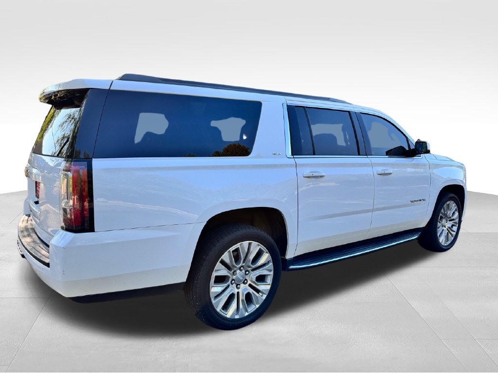 Used 2019 GMC Yukon XL SLT AWD/4WD image 5