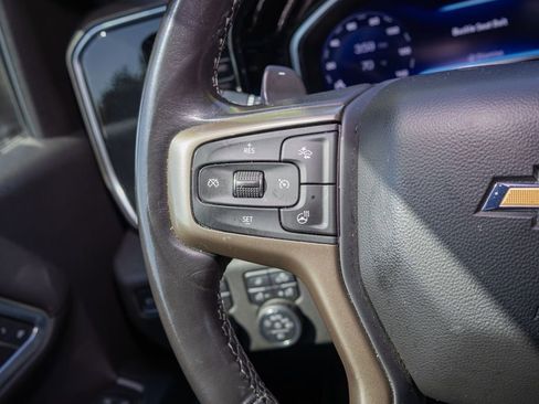 Used 2022 Chevrolet Silverado 1500 High Country w/ High Country Premium Package AWD/4WD image 23