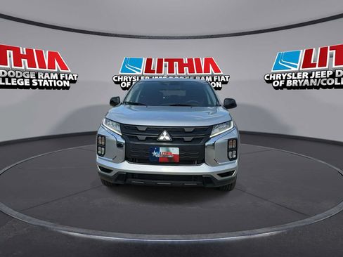 Used 2026 Mitsubishi Outlander Sport ES AWD/4WD image 3