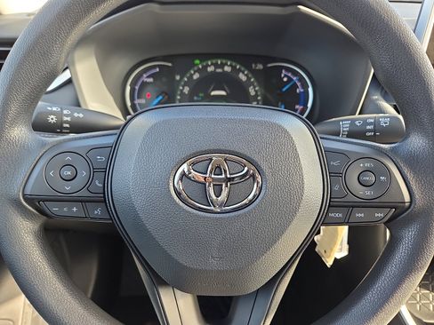 New 2025 Toyota RAV4 LE image 14
