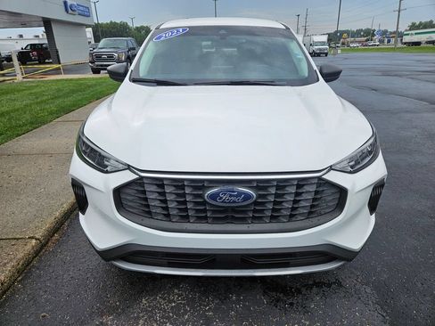 Used 2023 Ford Escape Active AWD/4WD image 3