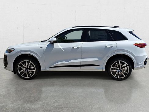 New 2026 Audi Q5 Premium Plus AWD/4WD image 8