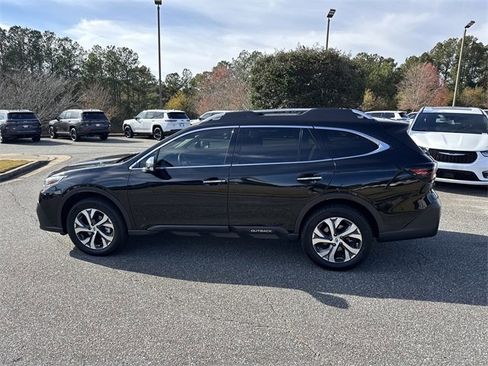 Used 2022 Subaru Outback Touring XT image 9