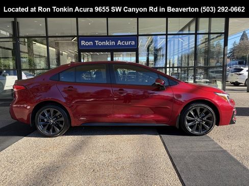 Used 2024 Toyota Corolla SE image 8