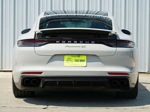Used 2021 Porsche Panamera 4S w/ Premium Package image 11