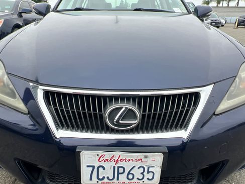 Used 2011 Lexus IS 250 w/ Premium Pkg Value Edition RWD image 12